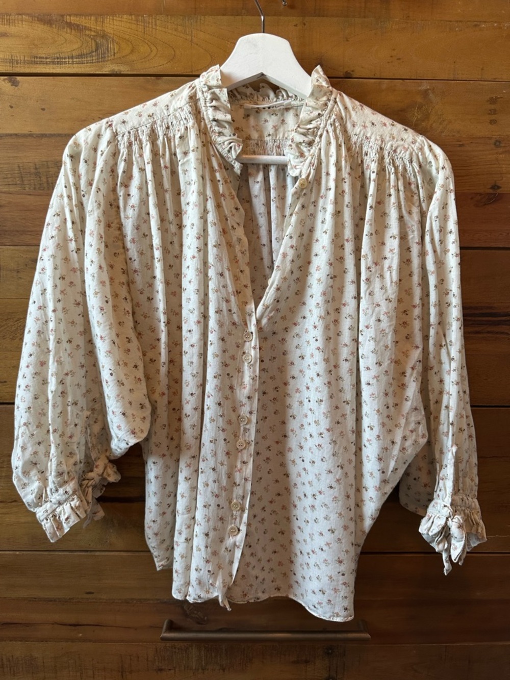 Doen Rose Top in Cream Parc Monceau - Picture 3 of 6